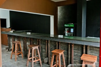 Golden Star Beach Hotel,Near Negombo Beach,3 star