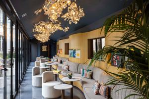 Le 5 Particulier,Neuilly-Sur-Seine>>Hauts-De-Seine,4 star