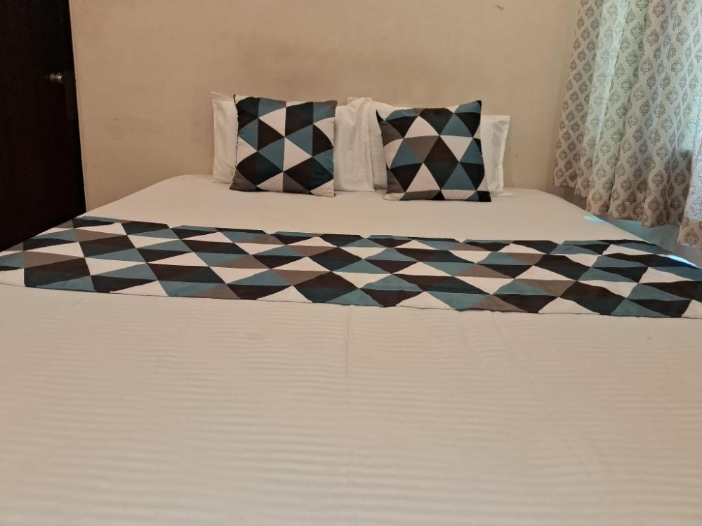 hotel shivas inn