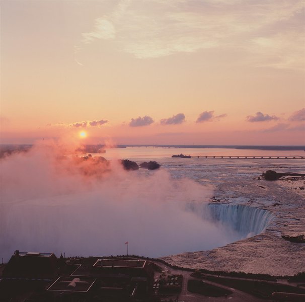 niagara falls