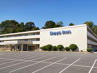 Days Inn By Wyndham Alexandria South,Belle Haven>>Alexandria,2 star