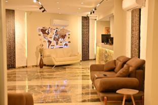 Eyes Of Egypt Pyramids View Boutique Hotel,Nasser Tower, Abou El-Mohsen,5 star