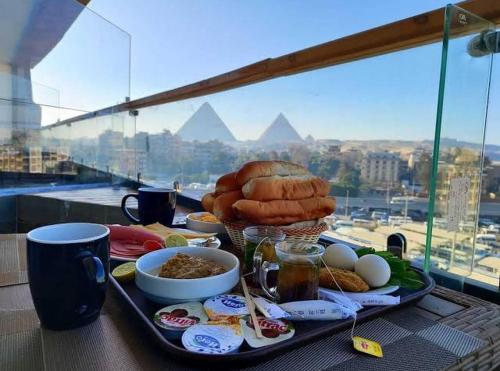 Eyes Of Egypt Pyramids View Boutique Hotel,Nasser Tower, Abou El-Mohsen,5 star
