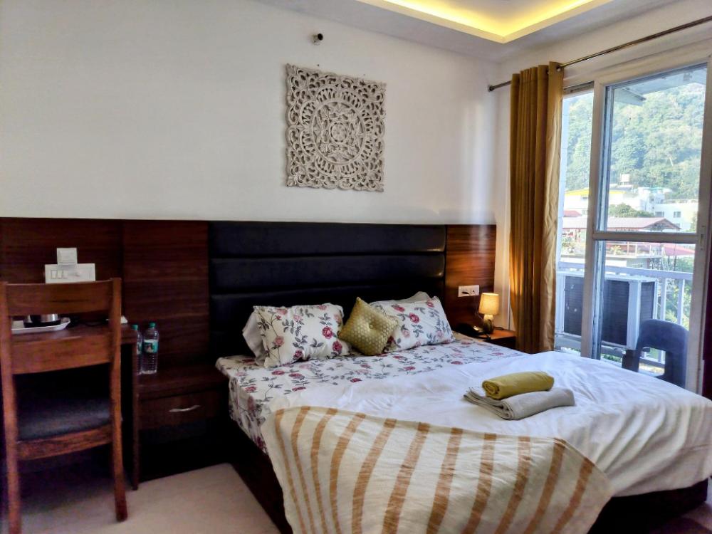 ima ganga hotel