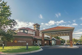 La Quinta Inn & Suites By Wyndham Alexandria Airport,Louisiana>>Alexandria,3 star