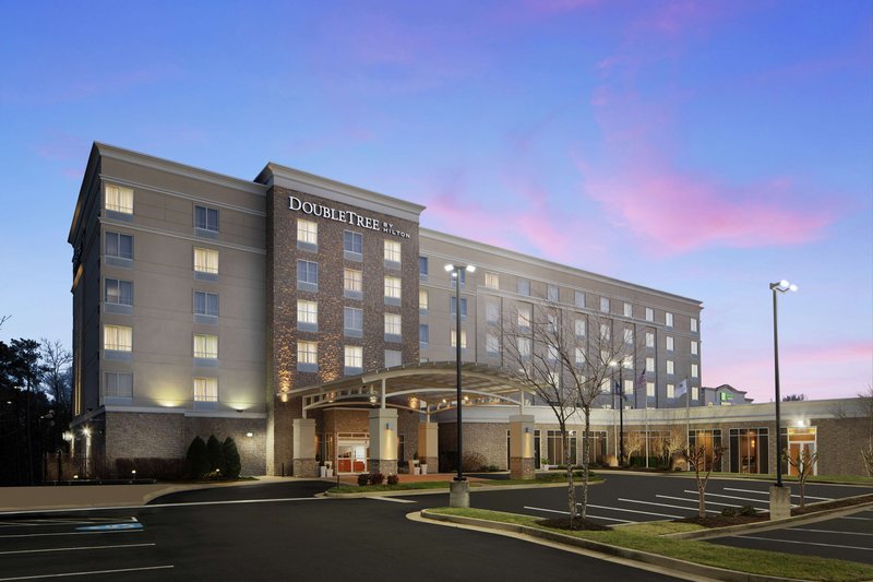 Doubletree By Hilton Richmond Airport