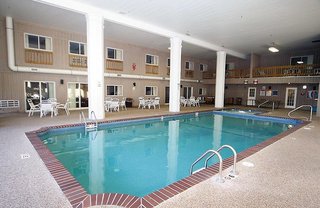 Sandwich Lodge & Resort,Cape Cod>>Barnstable,2 star