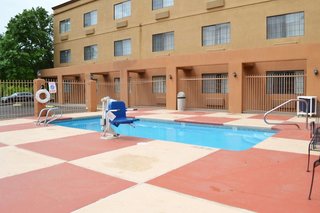 Ramada By Wyndham Santa Fe,Santa Fe>>New Mexico,3 star