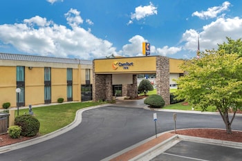 comfort inn shelby