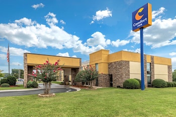 comfort inn shelby