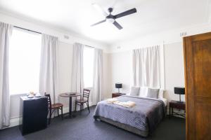 hotel gosford