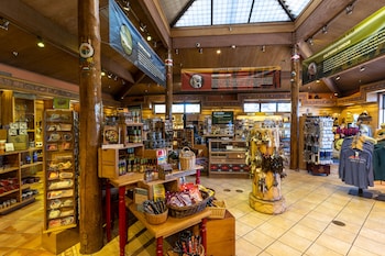 maswik lodge inside the park