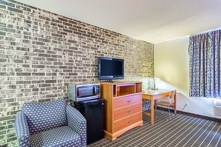 motel 6 grand rapids mi northeast