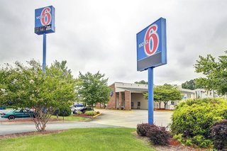 Motel 6 Greensboro, Nc - Airport,High Point>>Greensboro,2 star