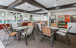 Red Roof Plus+ South Deerfield – Amherst,Franklin>>Deerfield,3 star