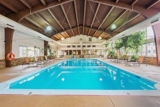 Red Roof Plus+ South Deerfield – Amherst,Franklin>>Deerfield,3 star