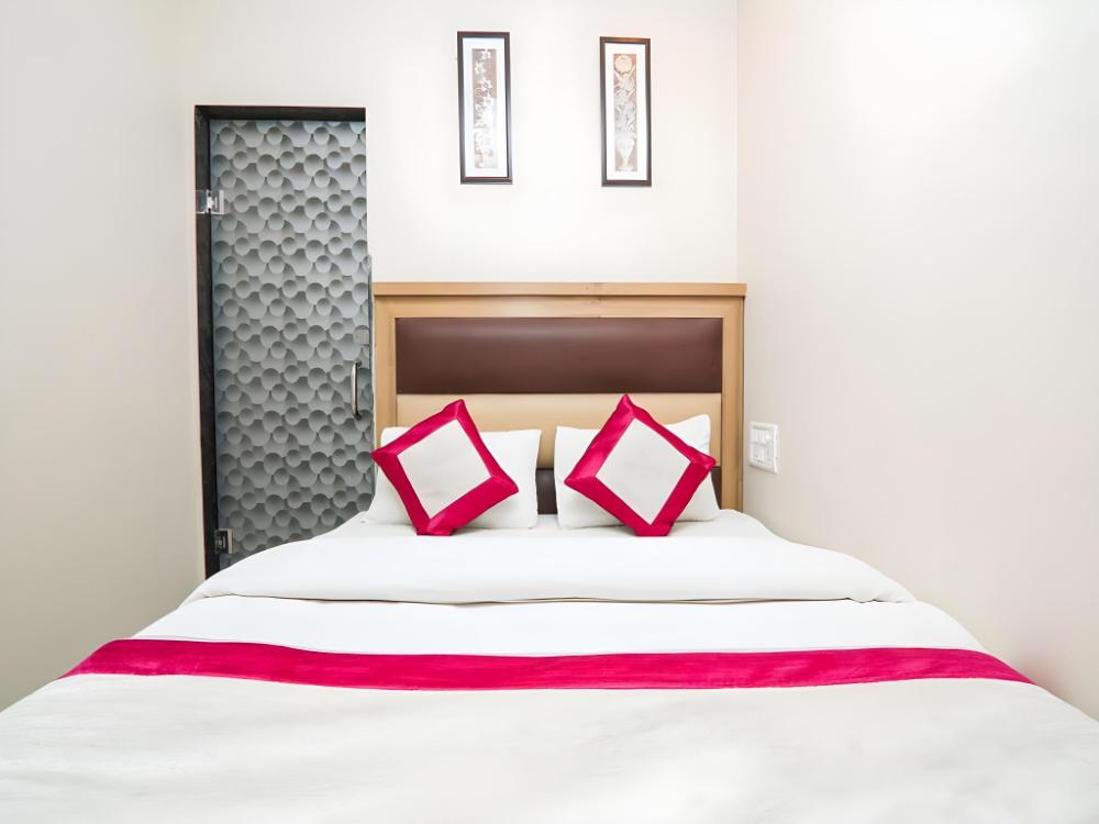 hotel amar international