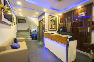 hotel amar international