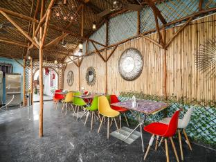 hotel amar international