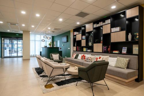 Nemea Appart Hotel Bordeaux Pessac,,4 star