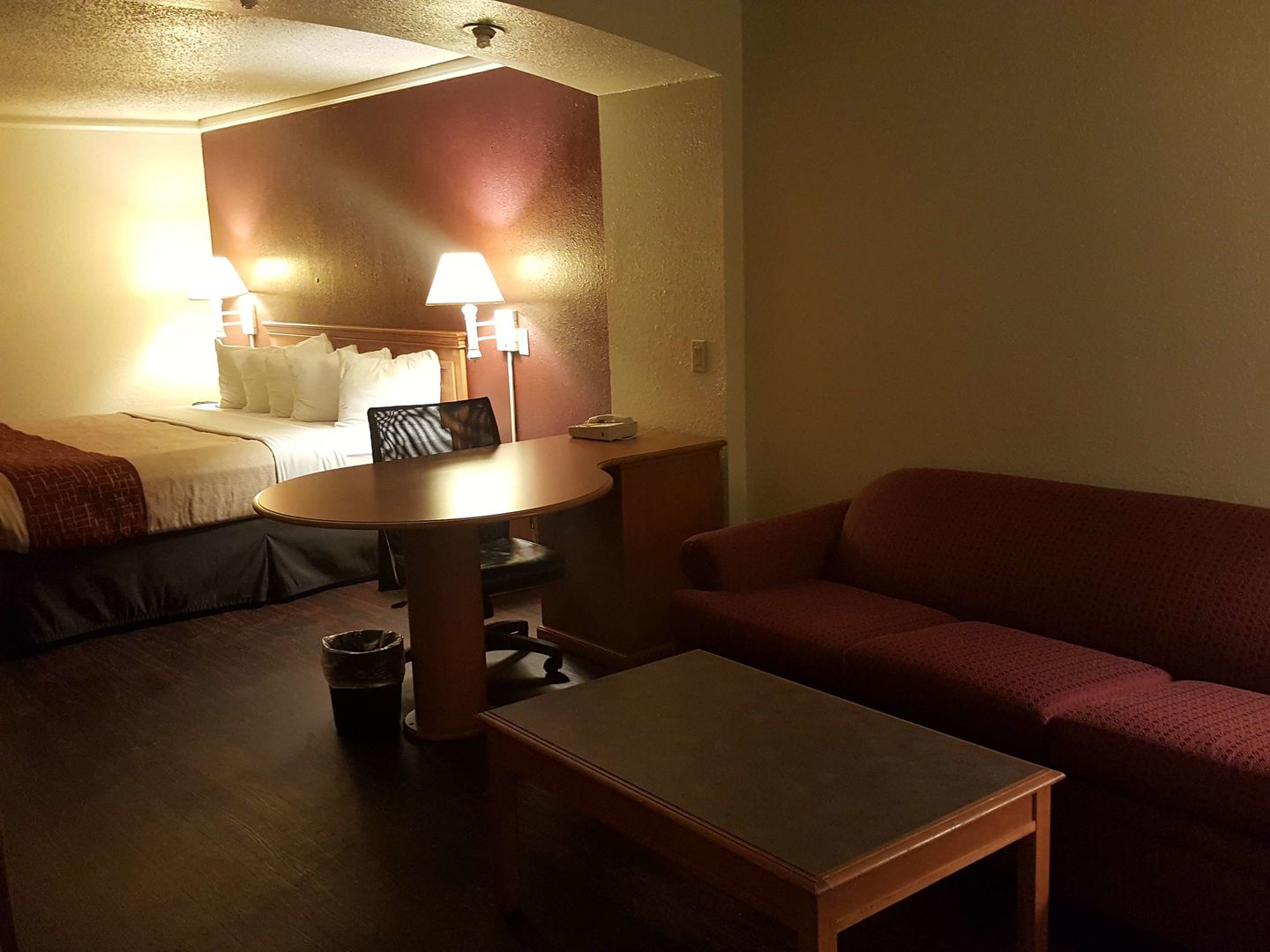 red roof inn houston east i 10