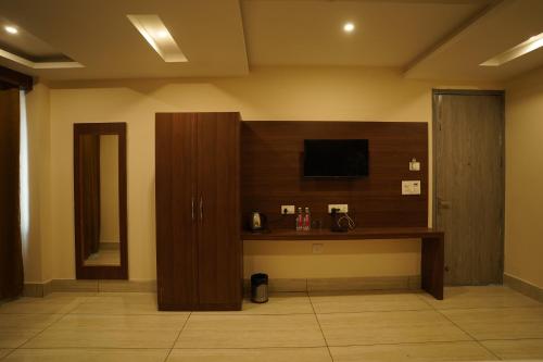 hotel divine aura a premium hotel