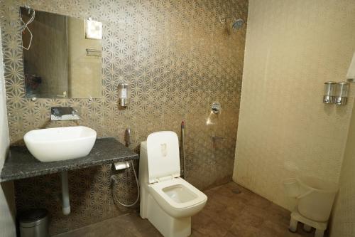 hotel divine aura a premium hotel