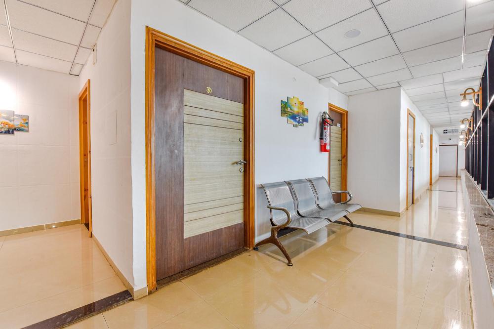 hotel solitaire luxurious ac rooms surat