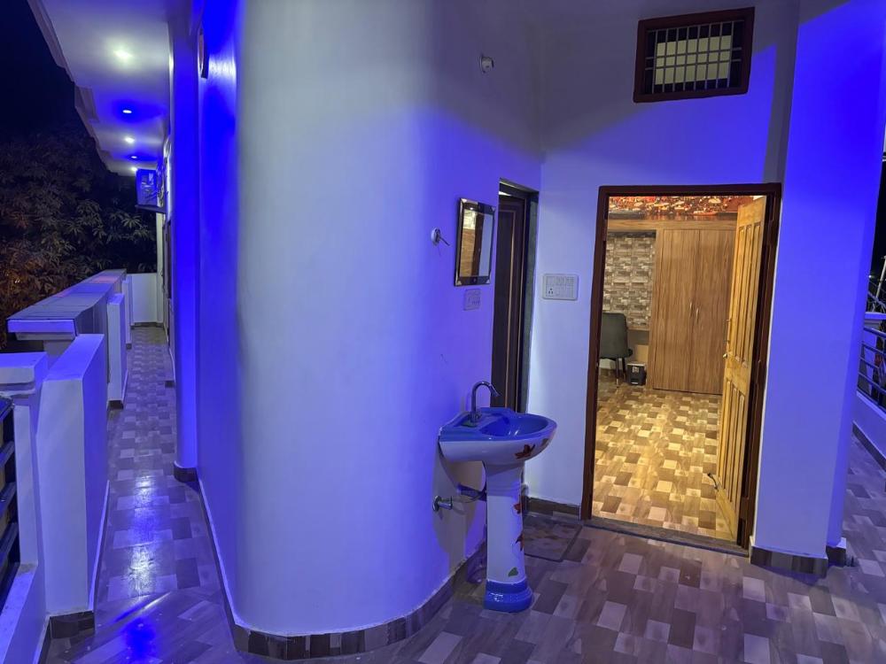 atithi palace luxury guest house