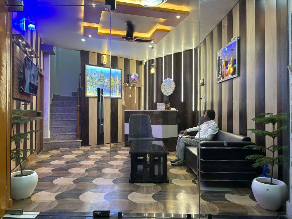 atithi palace luxury guest house