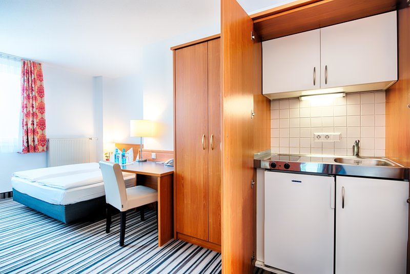 achat hotel stuttgart zuffenhausen