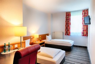 achat hotel stuttgart zuffenhausen