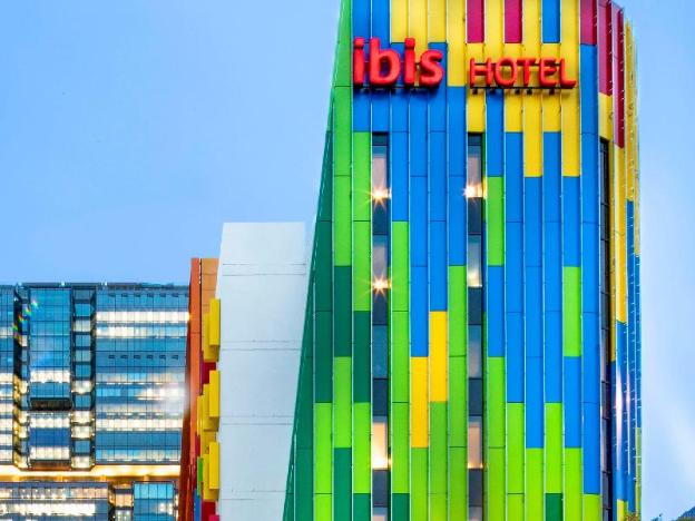 ibis sydney barangaroo hotel