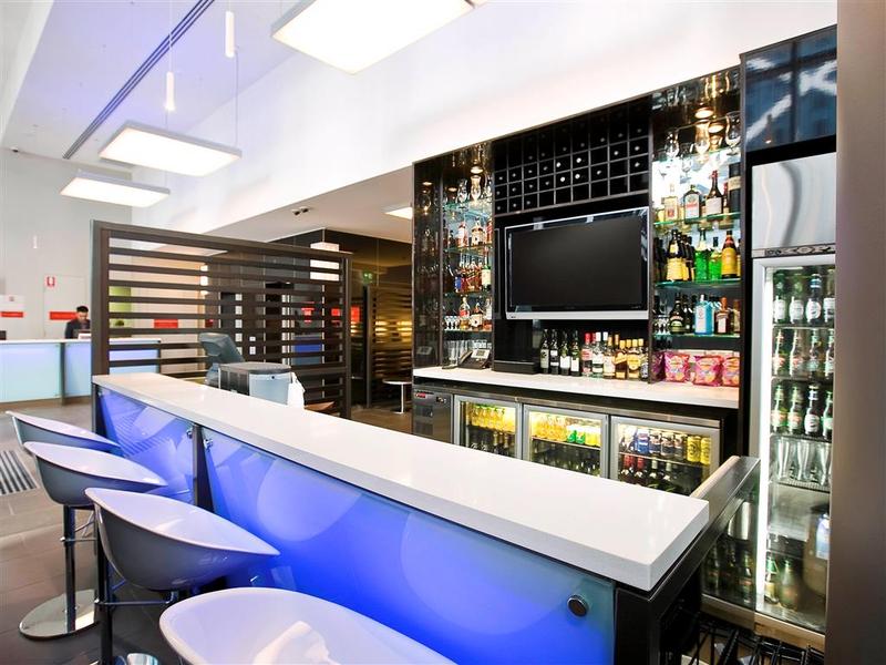 ibis sydney barangaroo hotel