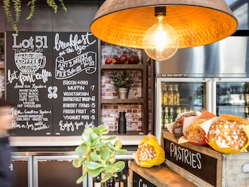 ibis sydney barangaroo hotel