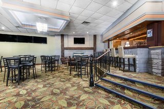 Quality Inn & Conference Centre,Barrie - Orillia>>Barrie,3 star