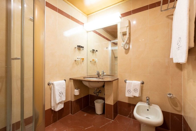 city life hotel poliziano by r collection hotels