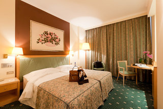 city life hotel poliziano by r collection hotels