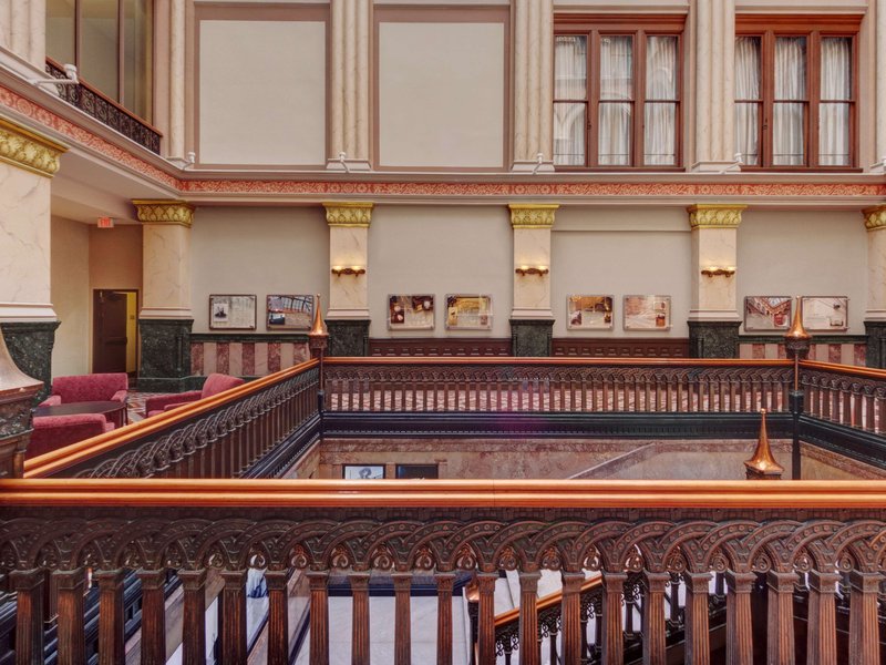 hilton garden inn milwaukee downtown