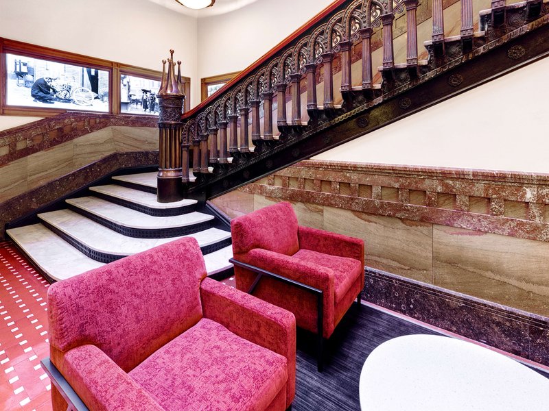 hilton garden inn milwaukee downtown