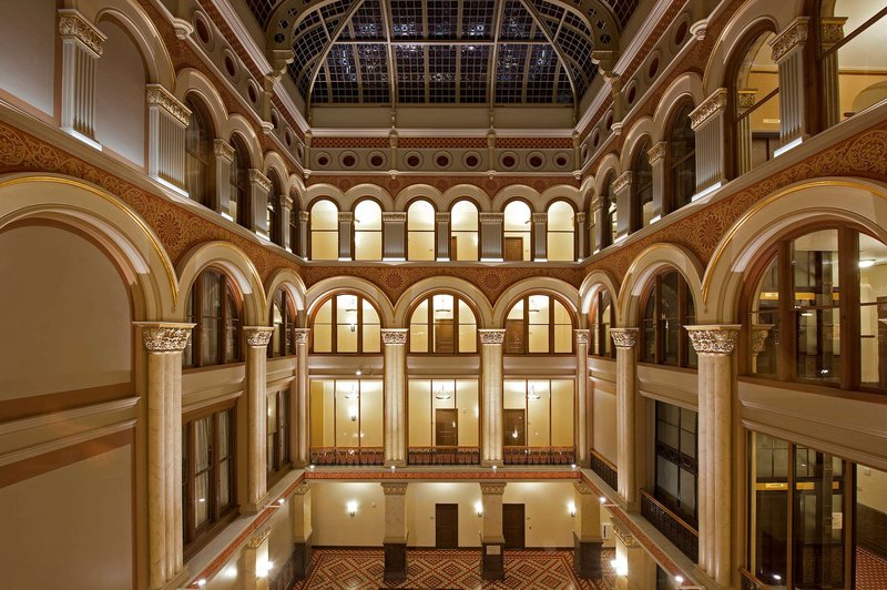 hilton garden inn milwaukee downtown