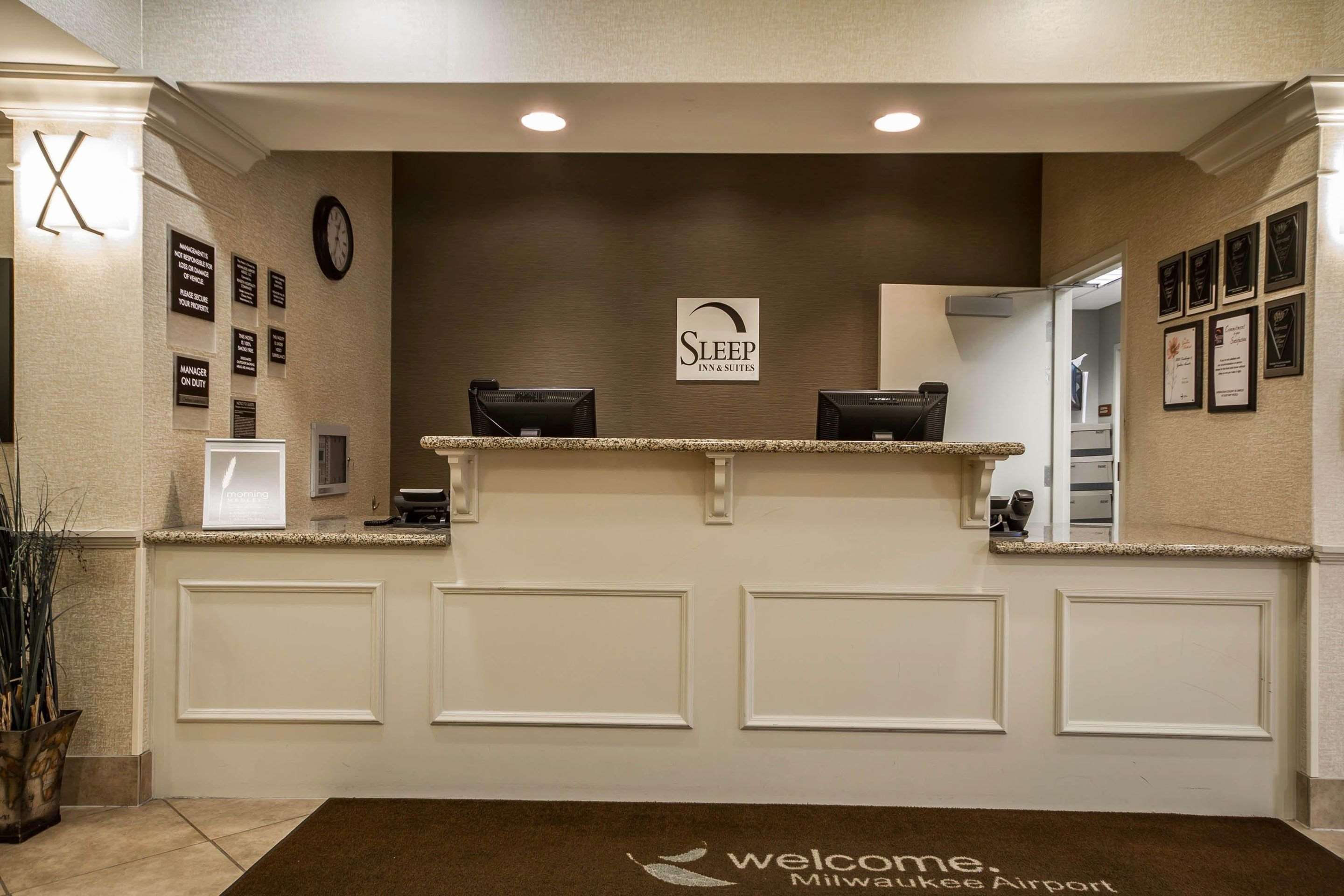 sleep inn and suites airport