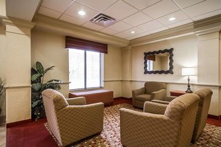 sleep inn and suites airport