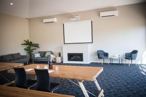 cadell on the murray motel resort