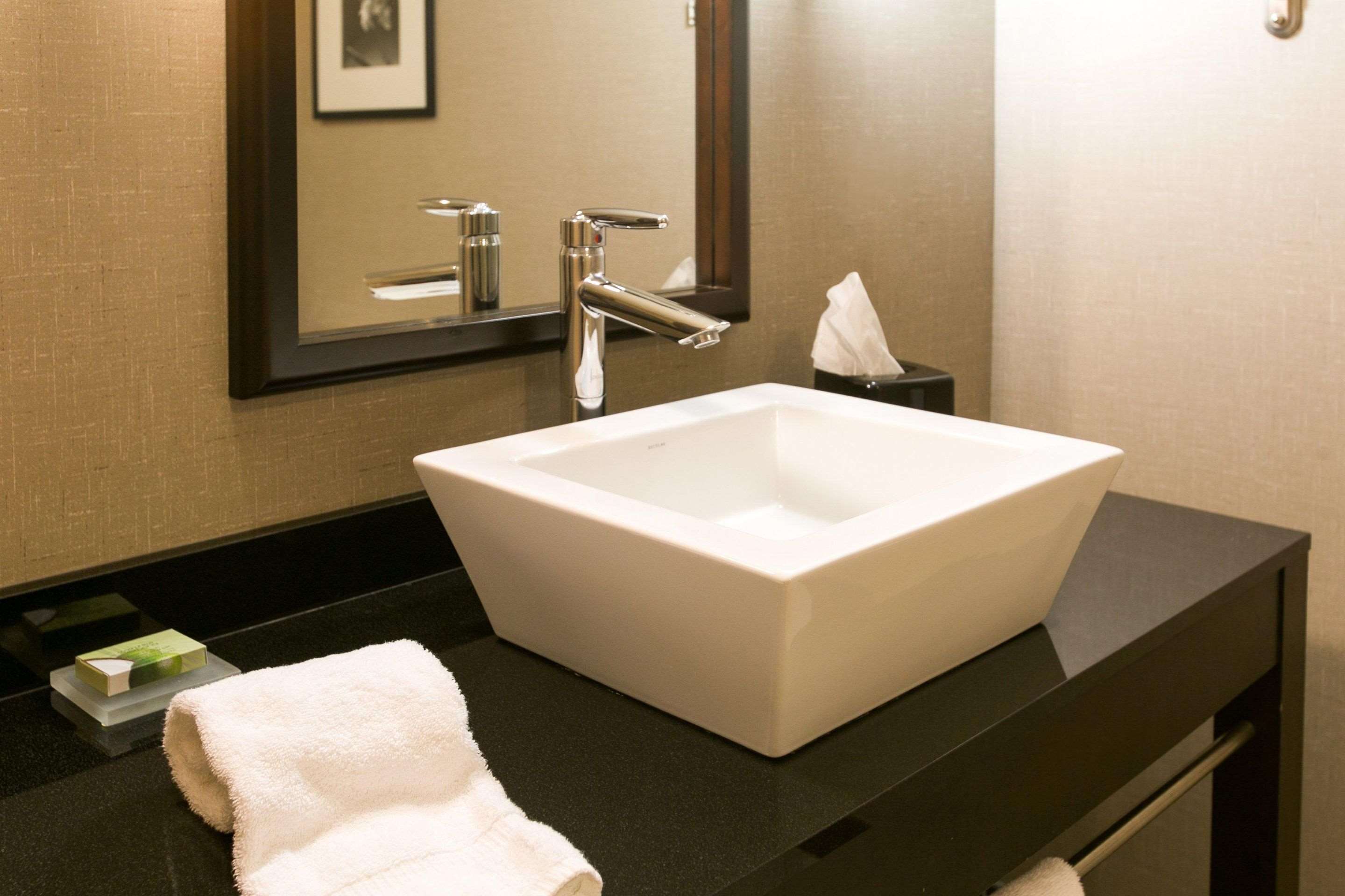 springhill suites by marriott indianapolis airport plainfield