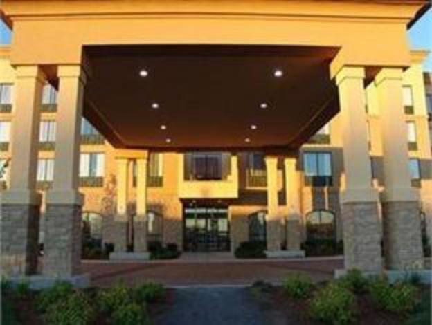 holiday inn express and suites belleville by ihg