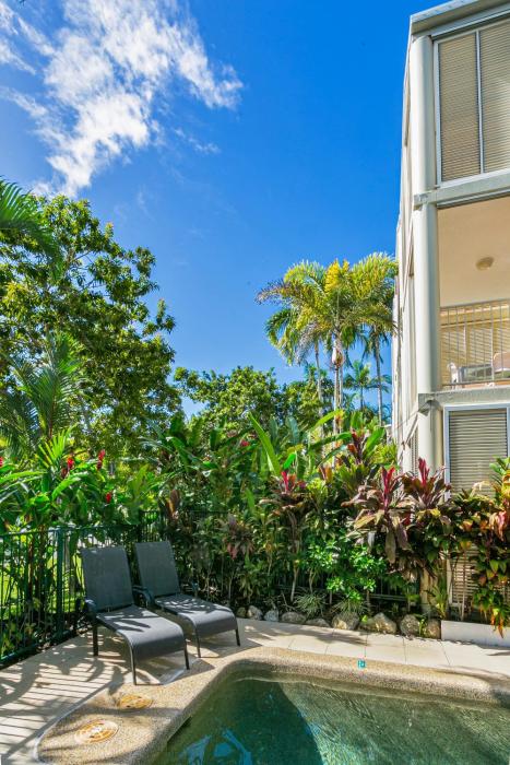 port douglas apartments adults only oasis