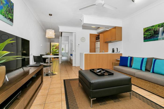 port douglas apartments adults only oasis