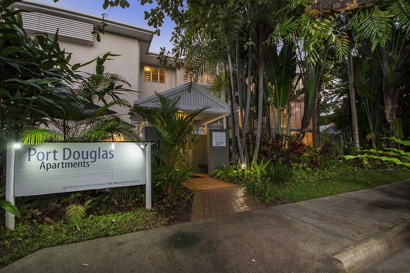 port douglas apartments adults only oasis