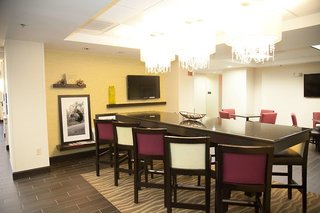 hampton inn and suites alpharetta roswell